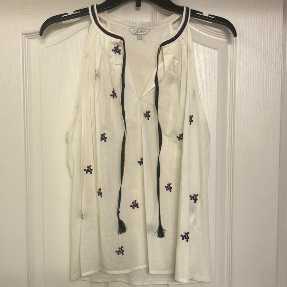 Lucky Brand Women’s Cream w/Blue Red Embroidered Sleeveless Top